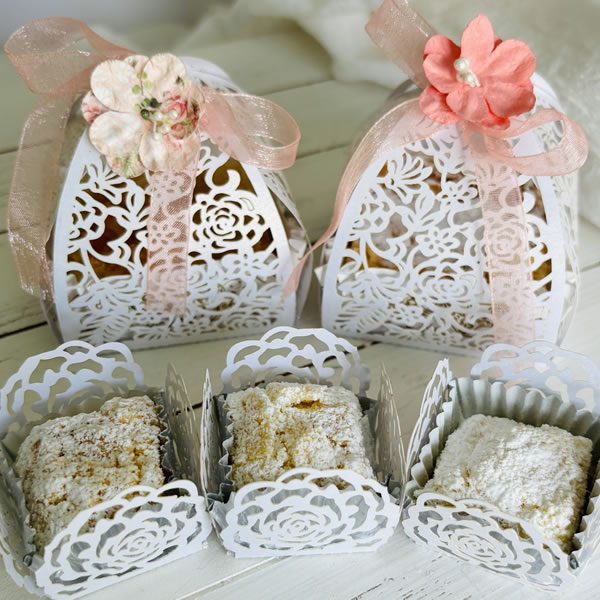 Gooey Butter Cake Squares - Premium Lace Boxes
